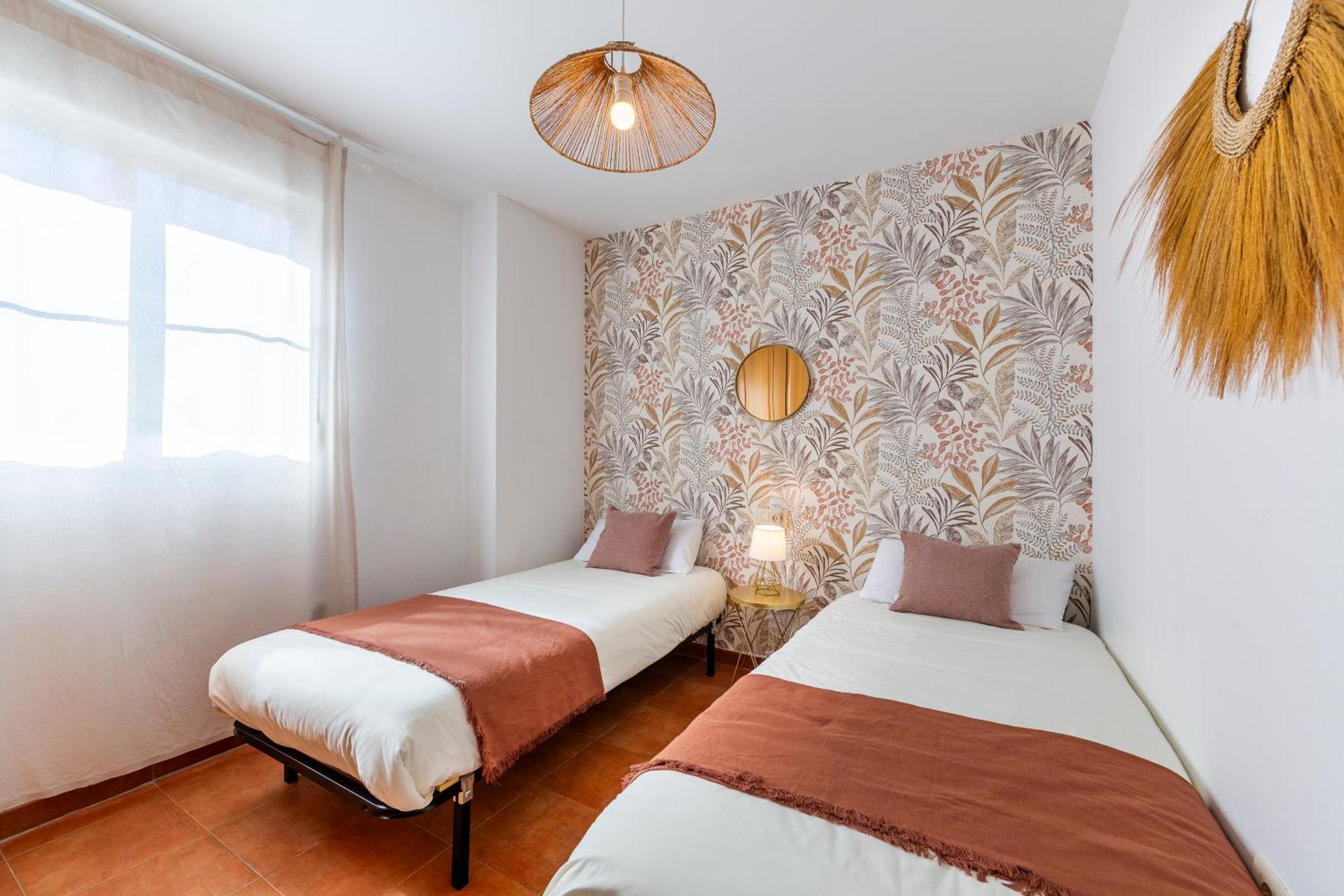 Jardin Privado # Netflix # Playa A 8Min # Wifi # Familia # Apartamento Vera Extérieur photo